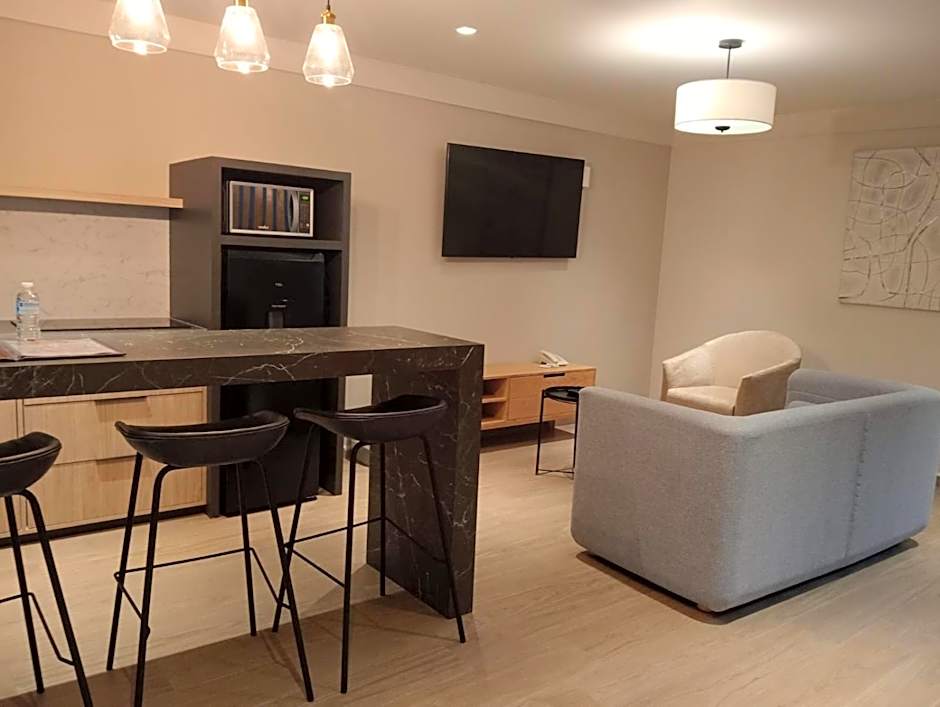 Ramada by Wyndham Mexico City Santa Fe