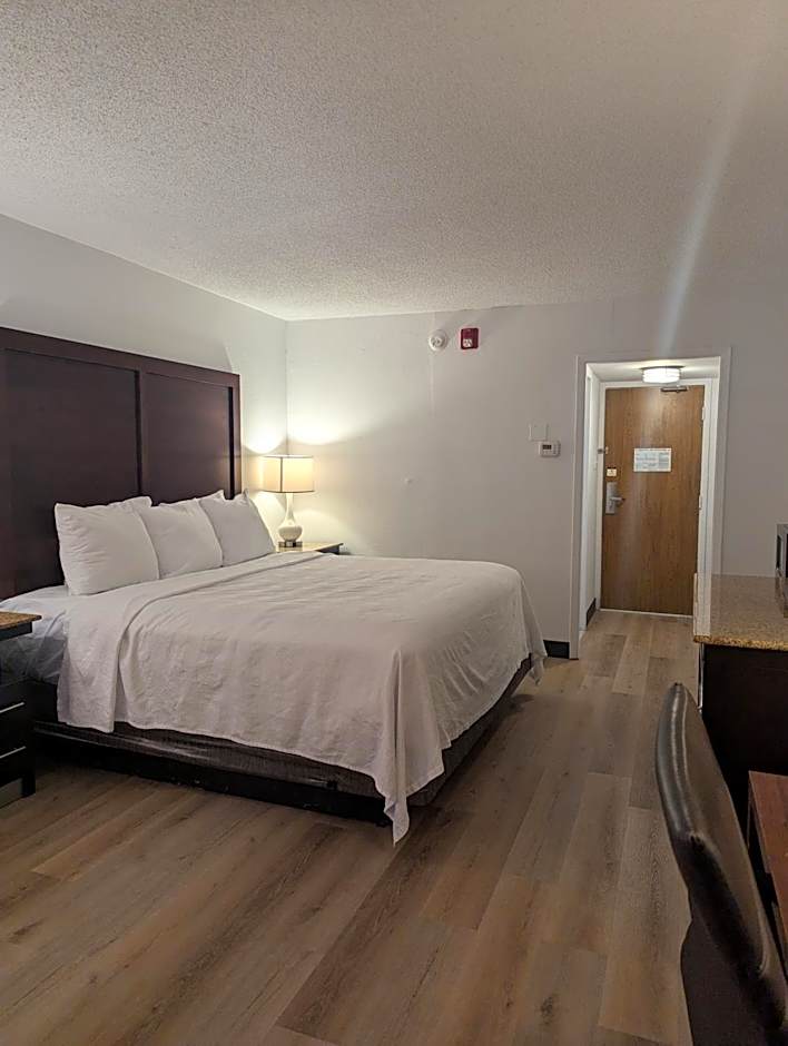 Plaza Hotel Denver Central