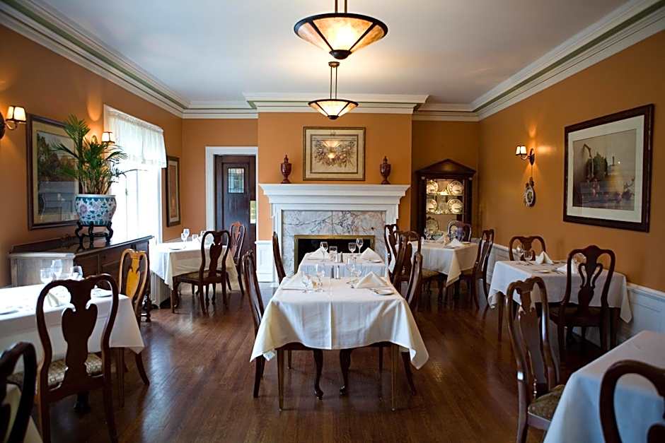 The Belvedere Inn & Restaurant