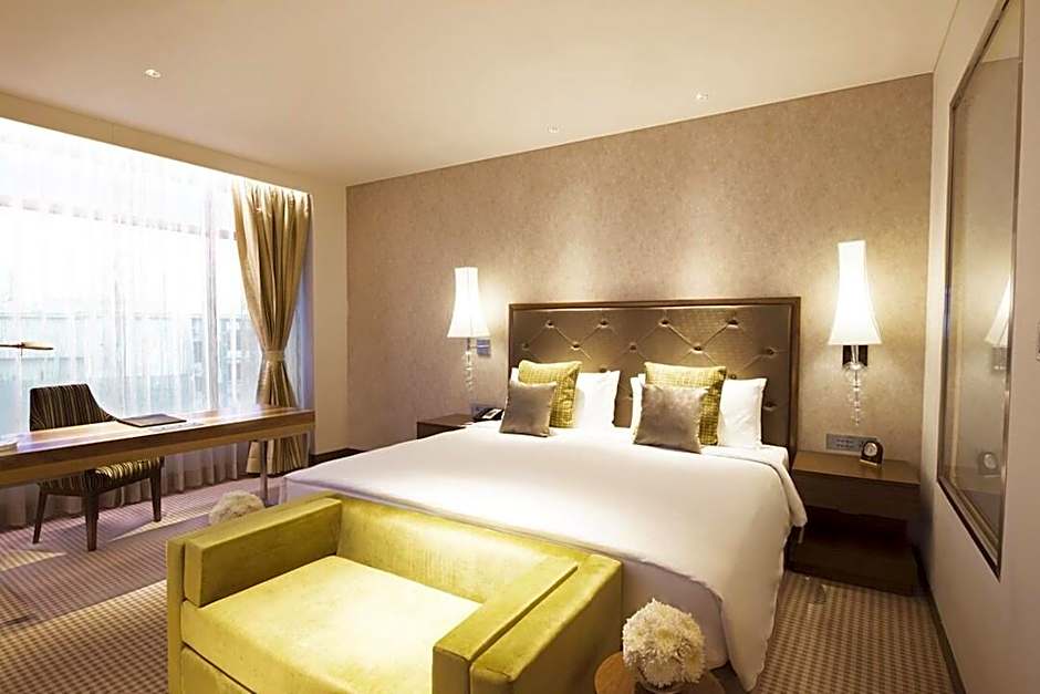 Taj Swarna, Amritsar