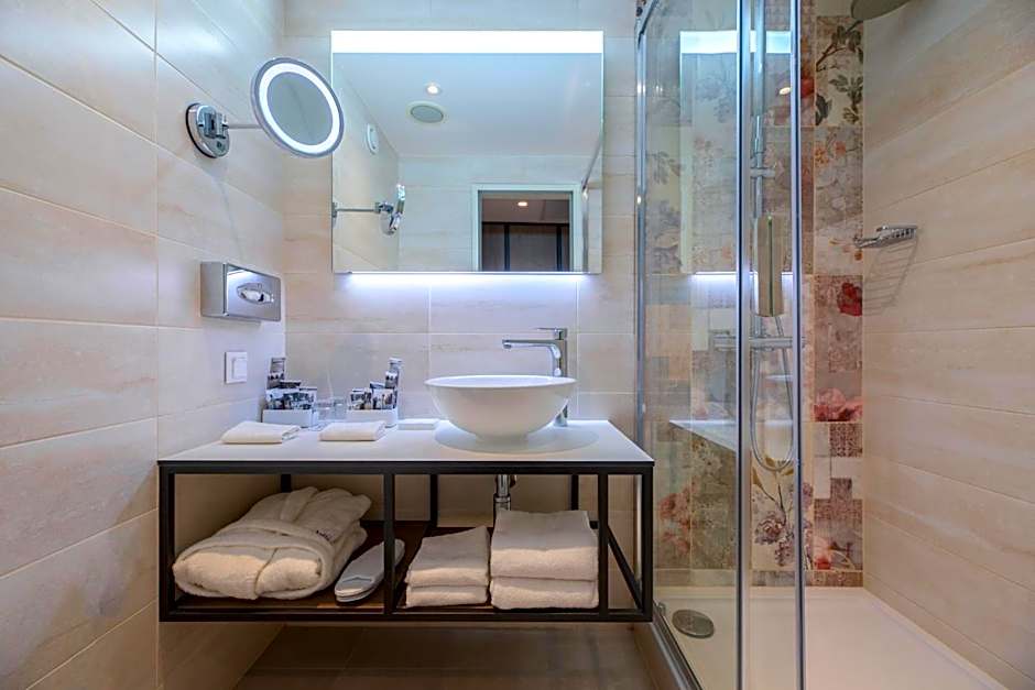Mercure Budapest Korona