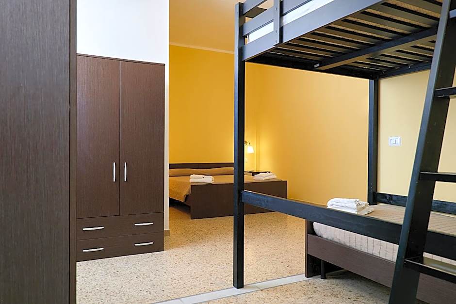 Soleē, Family Holidays & Hostelling