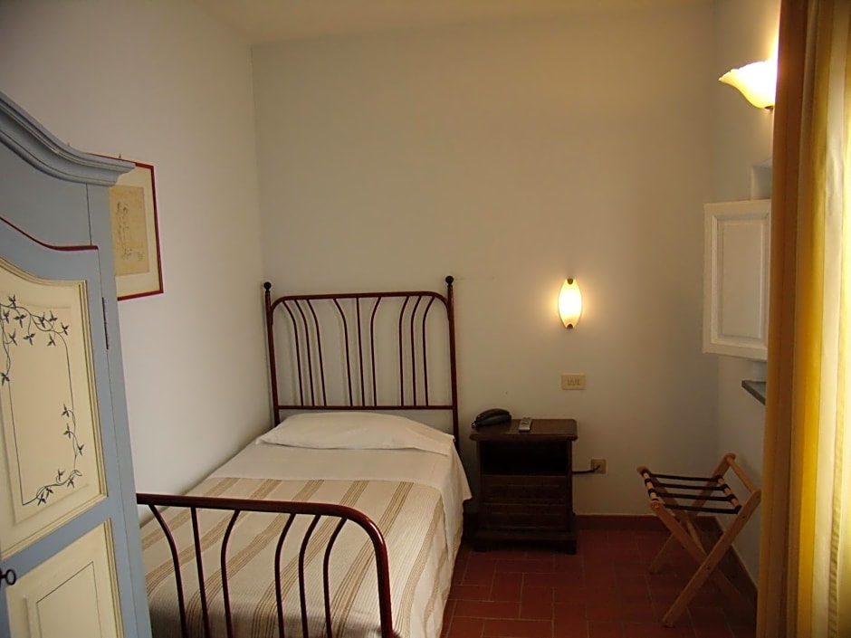 Hotel Savoia & Campana