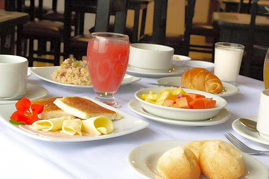 Hotel Virrey Central