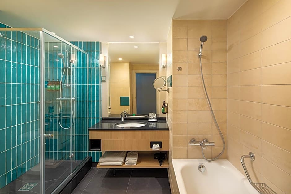 Crowne Plaza Budapest By IHG