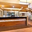 AmericInn by Wyndham Elkhorn Near Lake Geneva