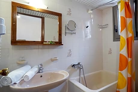 One Bedroom family apartment