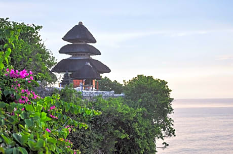 Dava Jaya Uluwatu near Bluepoint beach RedPartner
