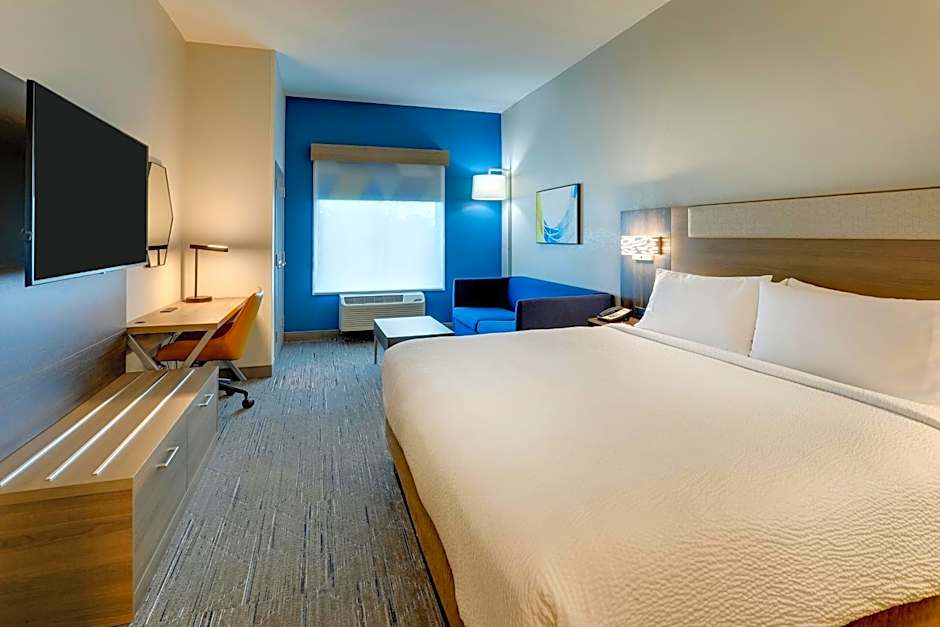 Holiday Inn Express Leland - Wilmington Area By IHG