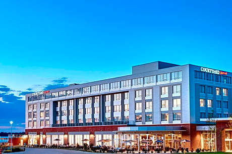 Courtyard by Marriott Erie Bayfront