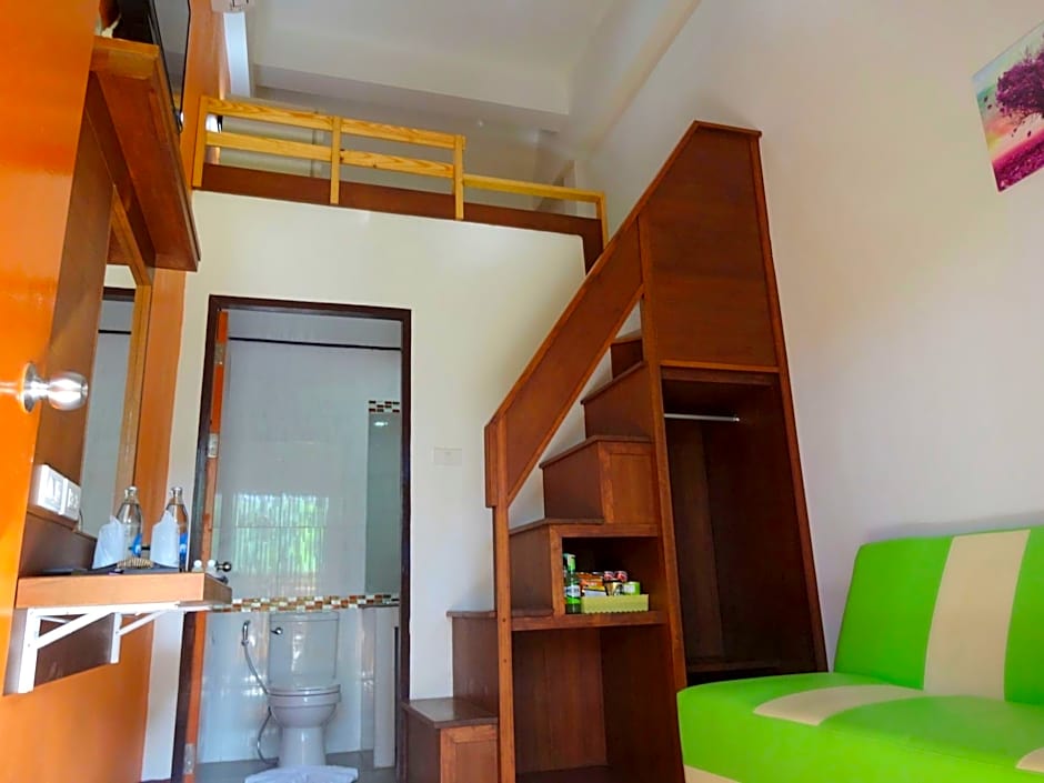First And Frang Hotel