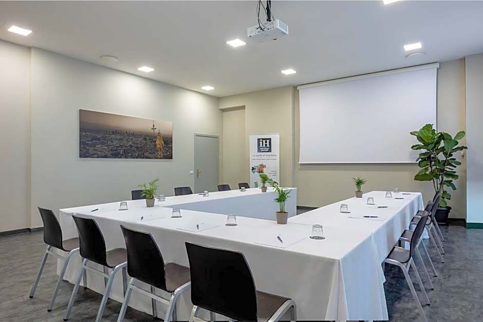 Ih Hotels Milano Lorenteggio