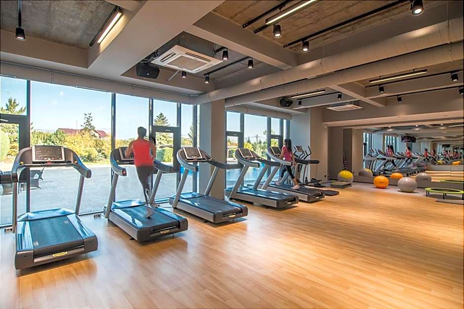 Sky Blue Hotel & Spa