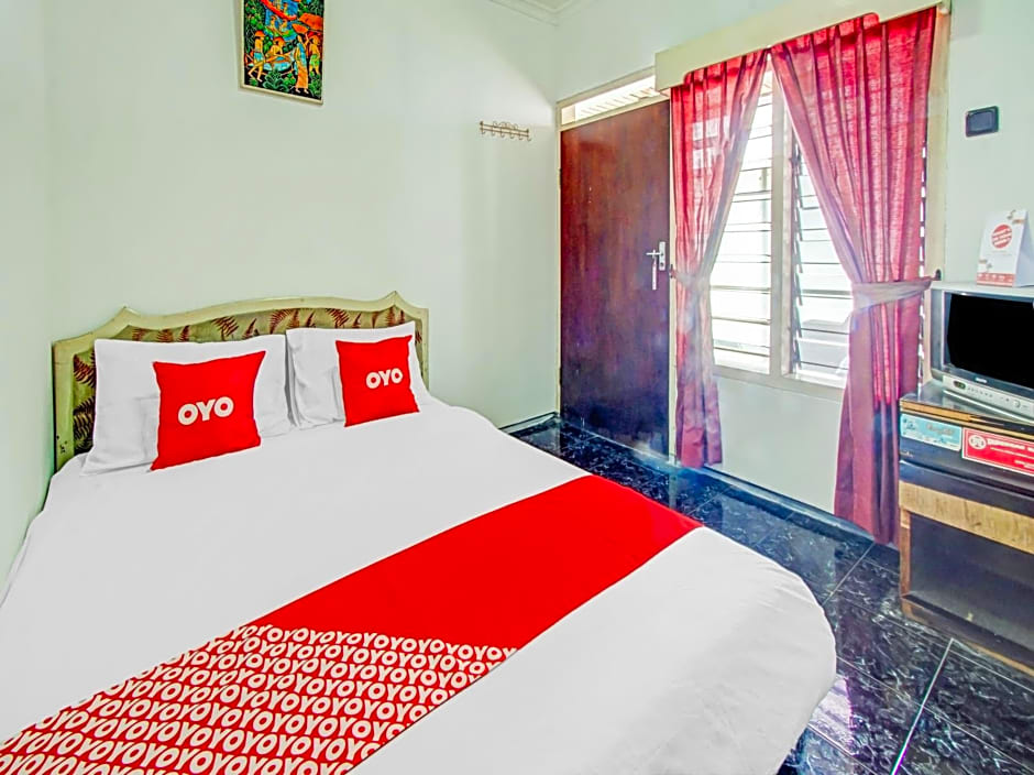 OYO 90077 Live Homestay