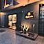 Quieto Hotel Suites