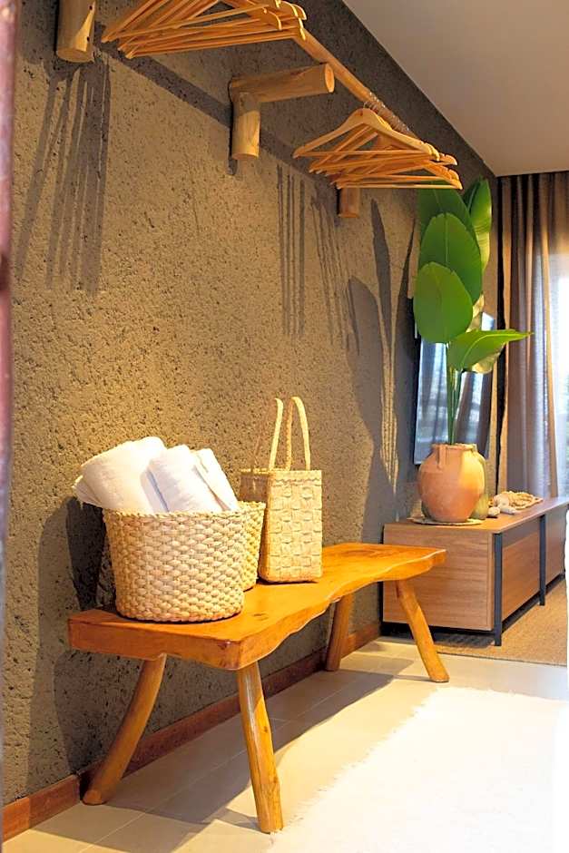 Gamboa Patacho just 190 m from Praia do Patacho, on the Rota dos Milagres.