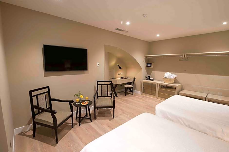 Caruso Place Luxury Rooms & Suites