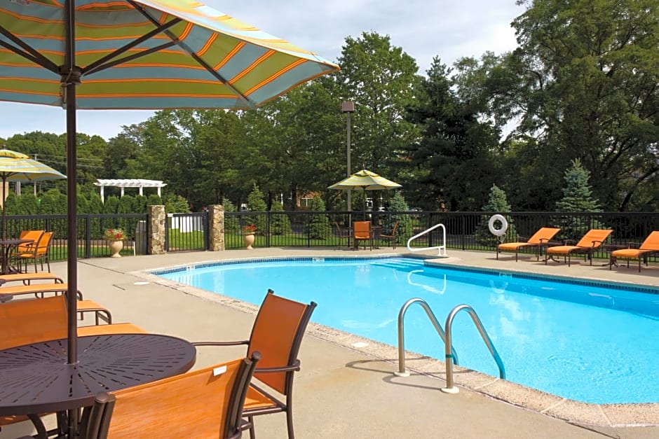 DoubleTree by Hilton Tinton Falls-Eatontown