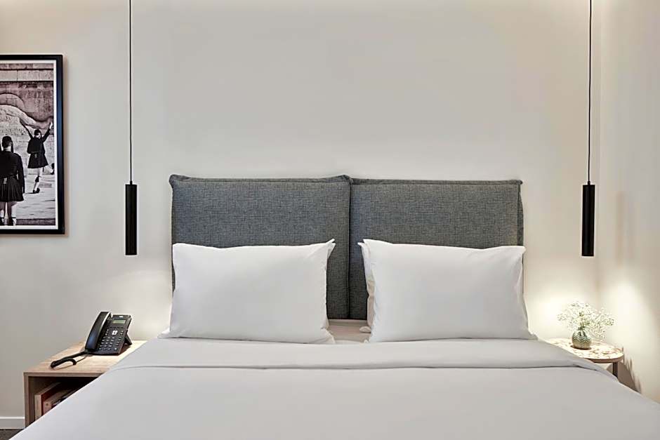 NLH MONASTIRAKI - Neighborhood Lifestyle Hotels