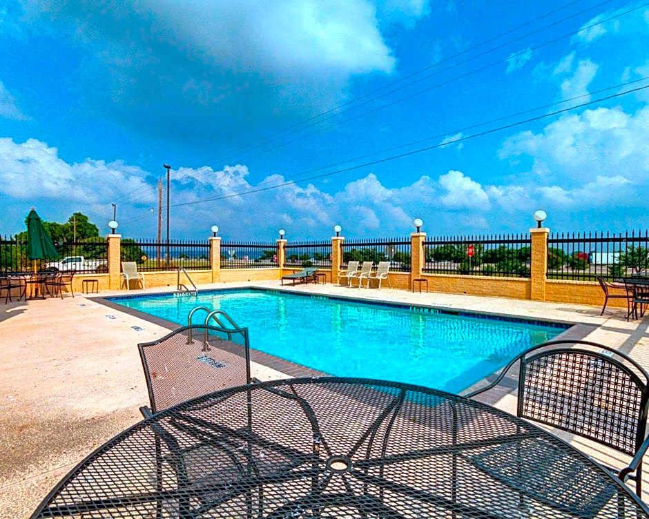Comfort Suites Lake Ray Hubbard – Rowlett, TX