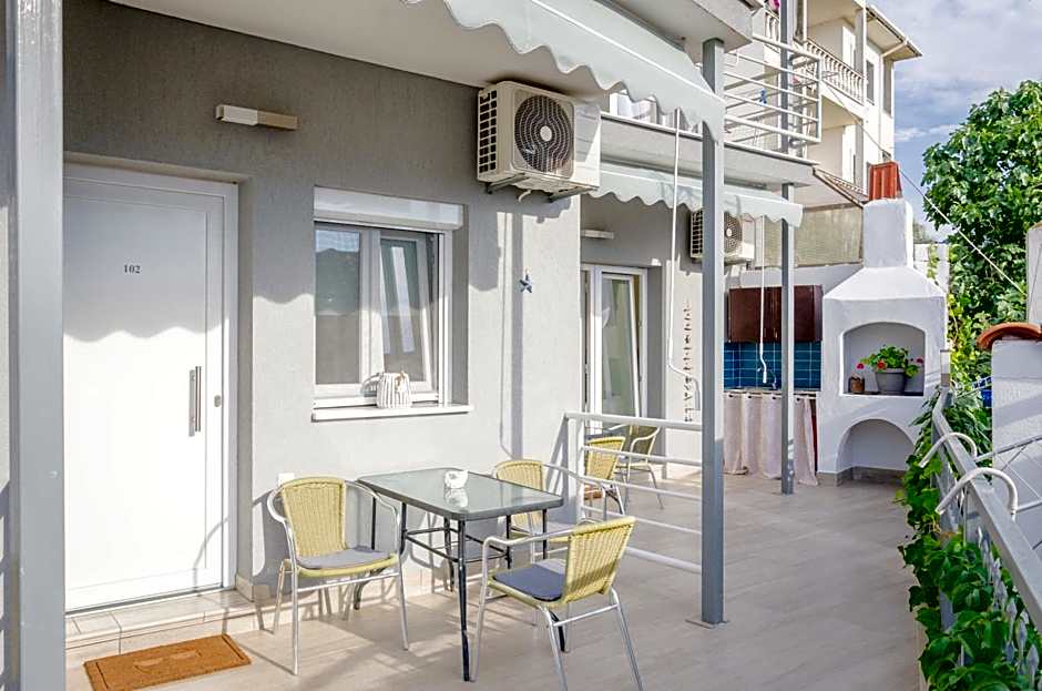 Skalla Studios – Thassos Town, MO