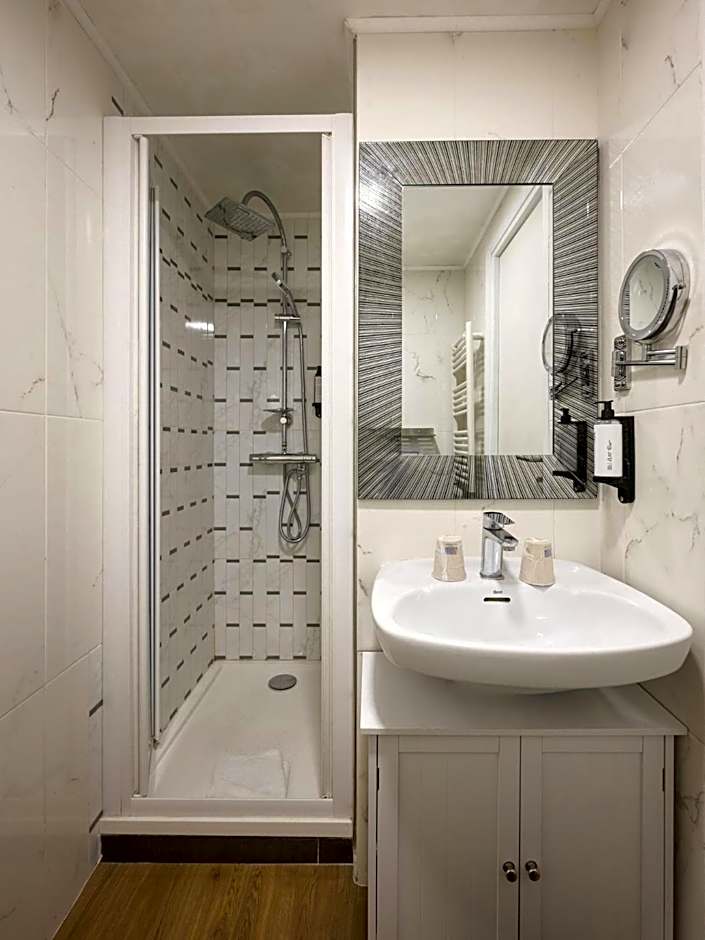 Hotel Des Congres Et Festivals