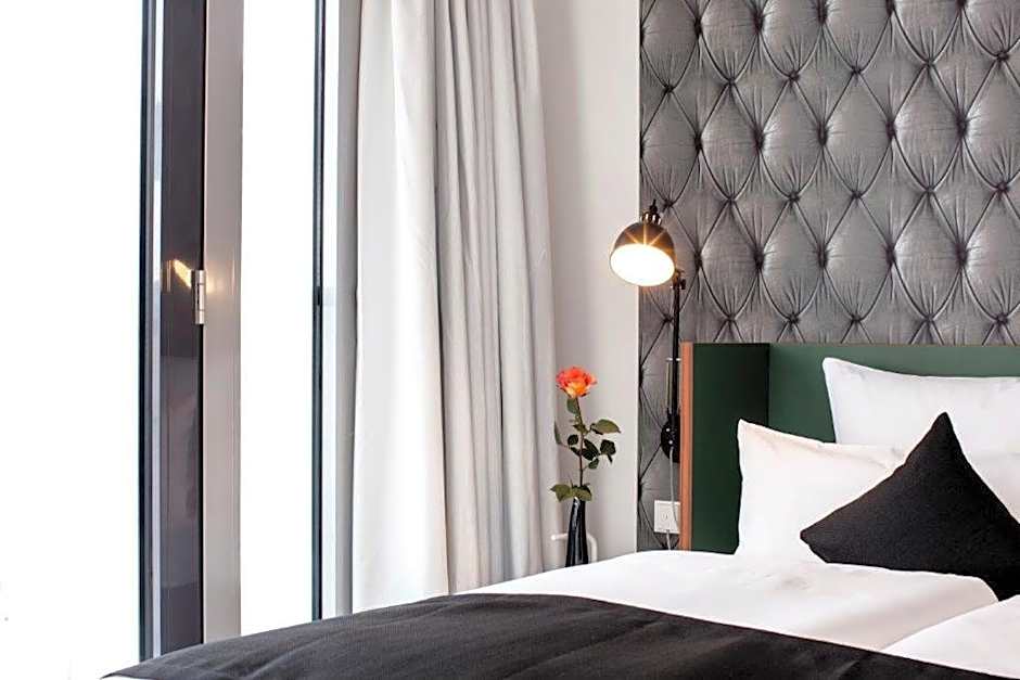 Pandion Boardinghouse