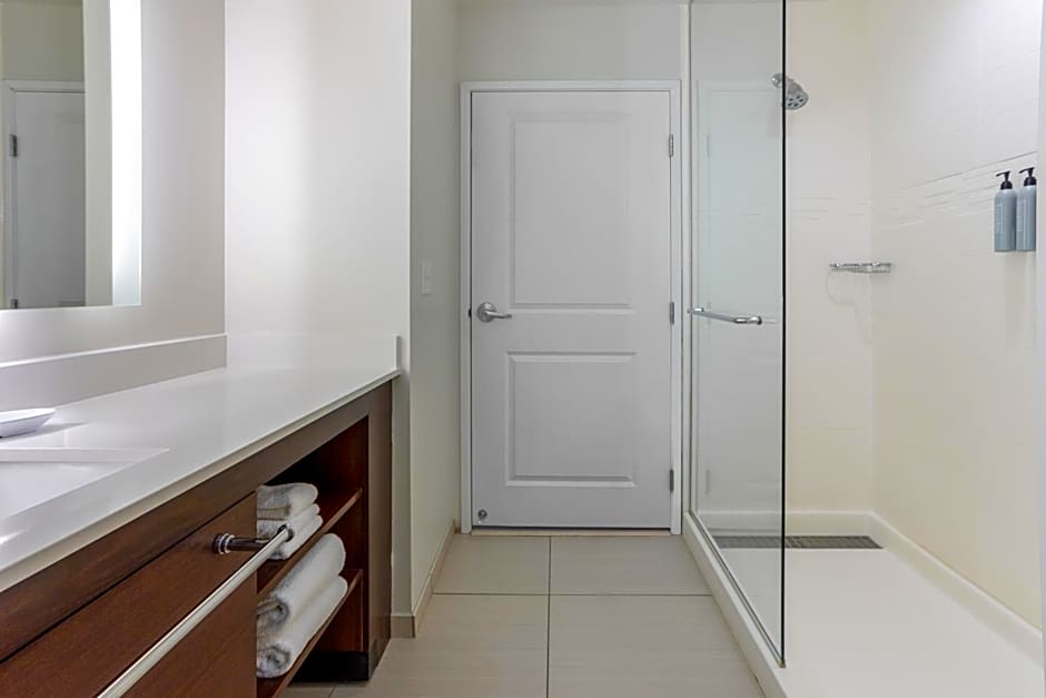 Residence Inn by Marriott Kansas City at the Legends