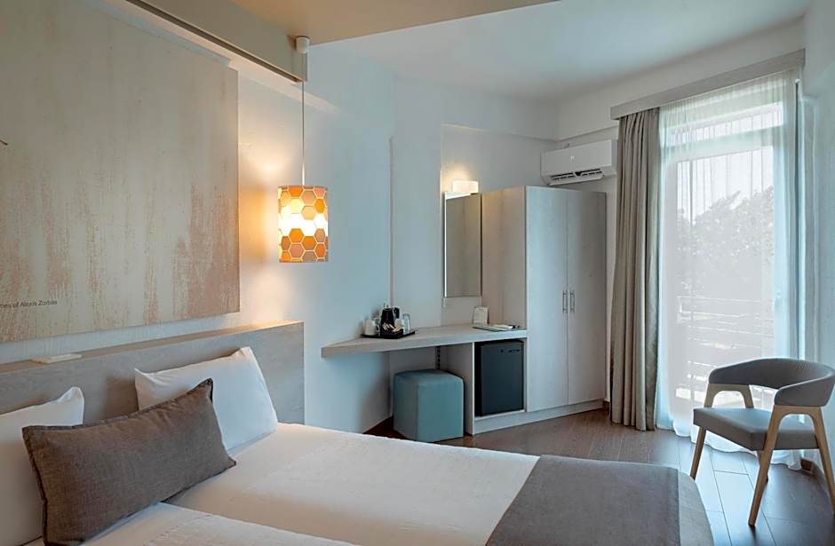 The Grove Seaside Hotel