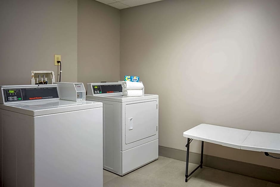 Country Inn & Suites by Radisson, Doswell (Kings Dominion), VA