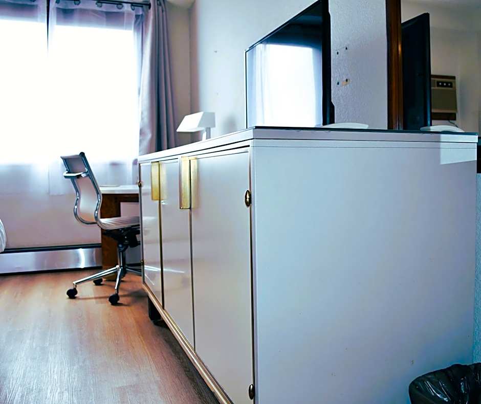 American Motel Waseca