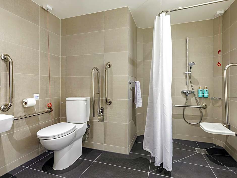 Novotel Liverpool Paddington Village