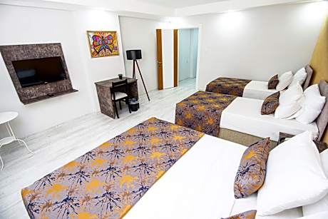 Family Suite 2