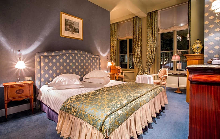 Canal Suites