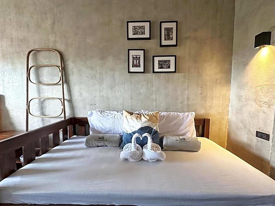 Shorebreak Hostel San Juan La Union