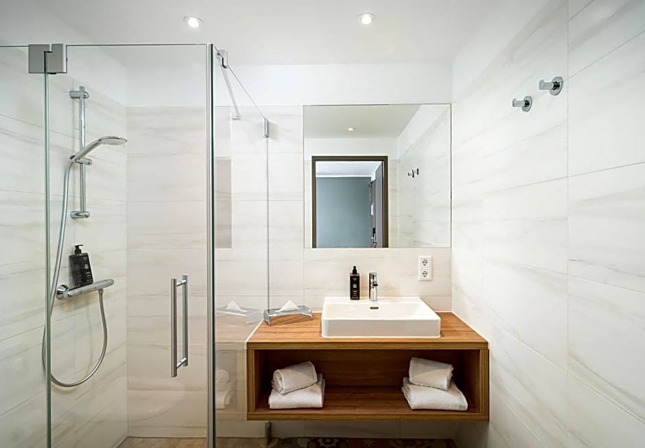 elaya hotel regensburg city center