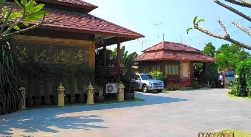 Baan Saranrom