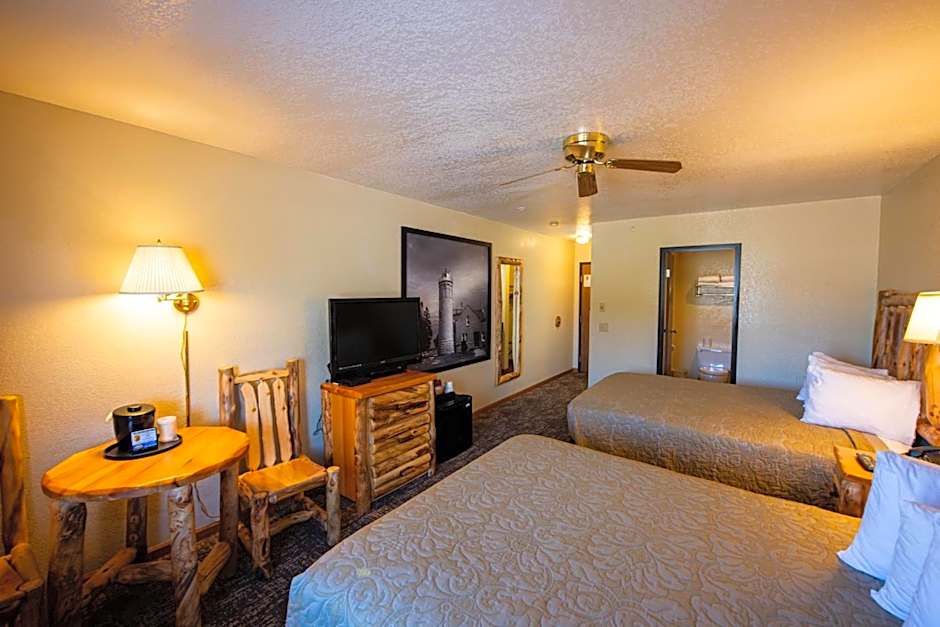 Super 8 by Wyndham Bridgeview of Mackinaw City