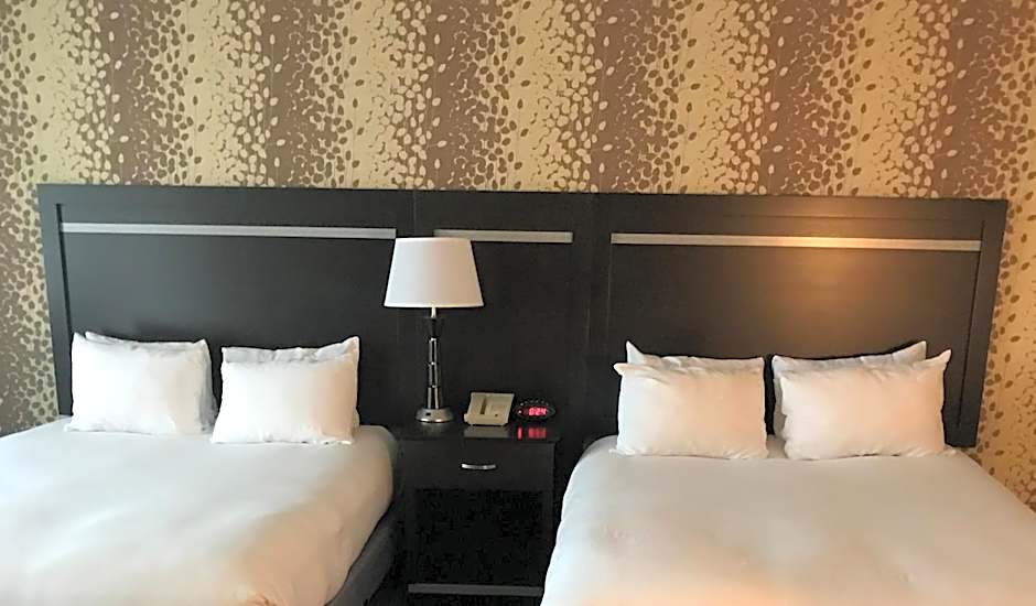 The Strathallan - A DoubleTree By Hilton