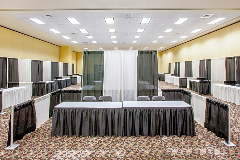Crowne Plaza Hotel Springfield By IHG
