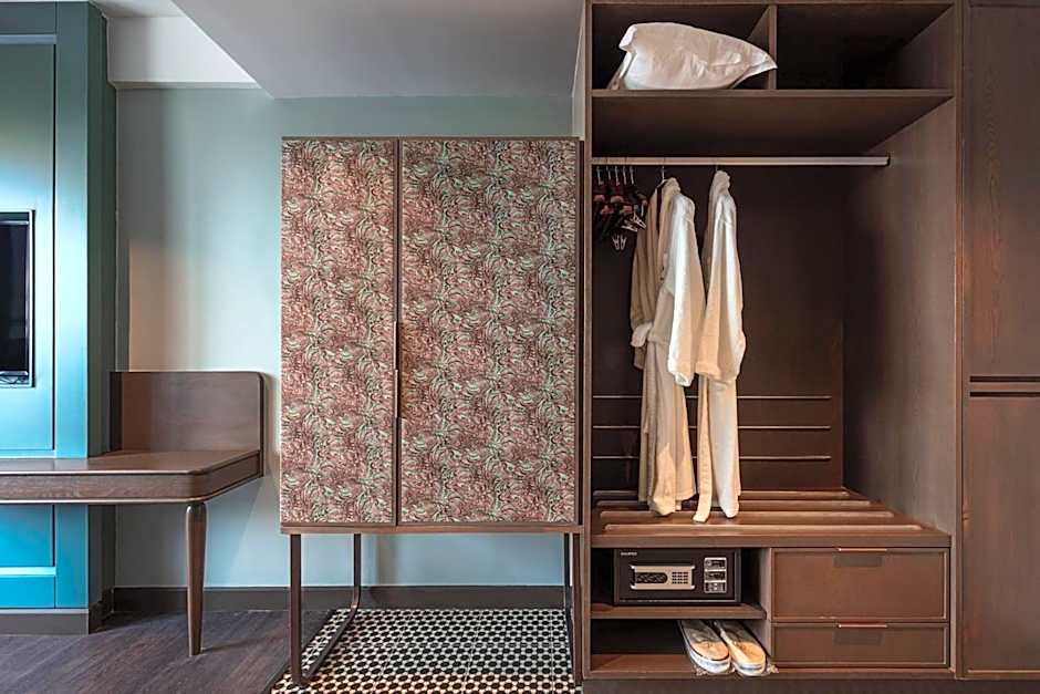 The George Penang by The Crest Collection