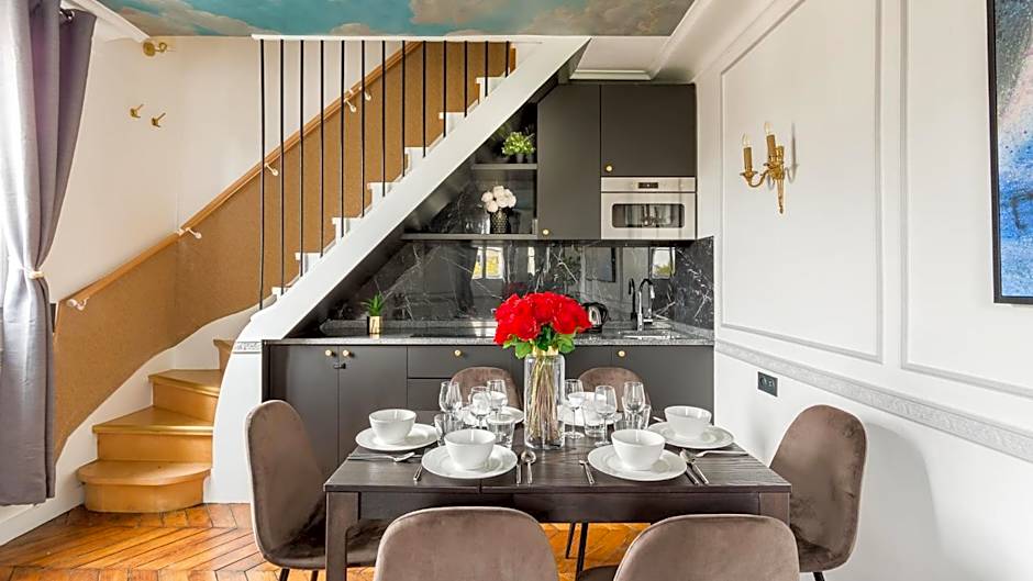 Merveil Luxury Suite Royale II - Saint Honore view