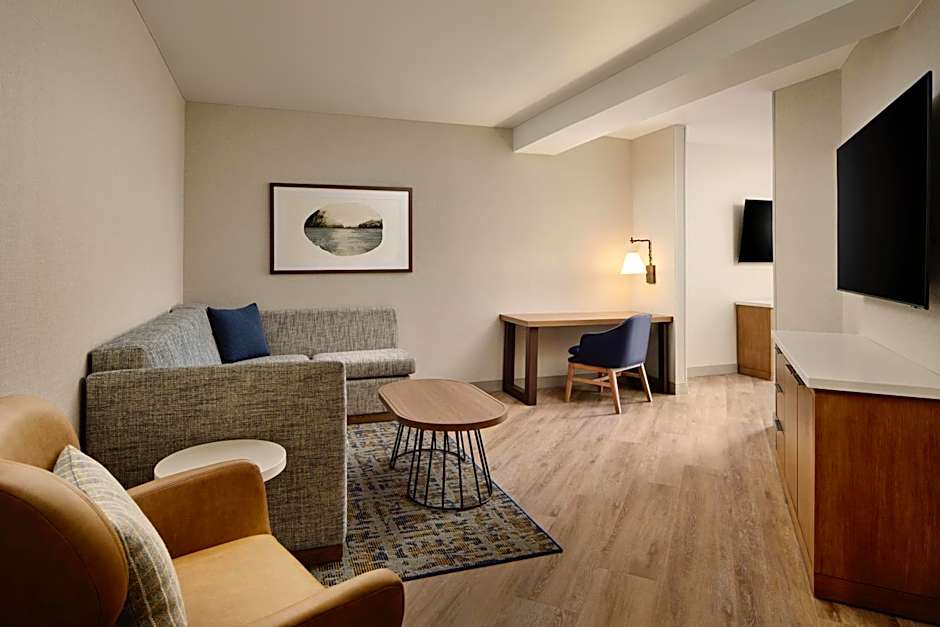 Hyatt Regency Suites Atlanta Northwest