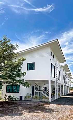 Z-Beach Resort
