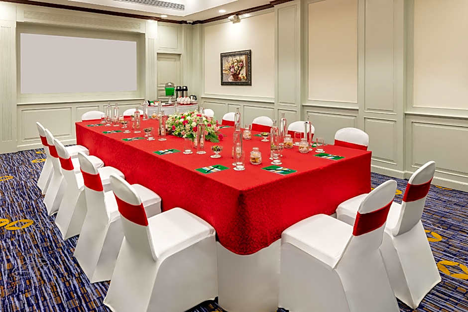 Mayfair Lagoon Hotel