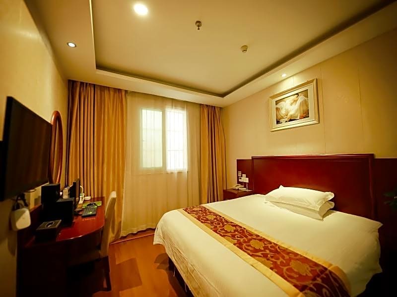 GreenTree Inn Kunshan Huaqiao Building materials Conch Hotel