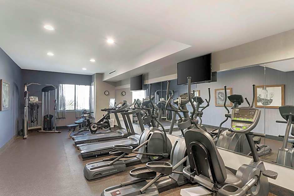 Best Western Plus Gardena Inn & Suites