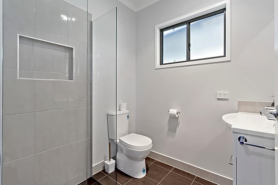 Valley Cabins By The Creek