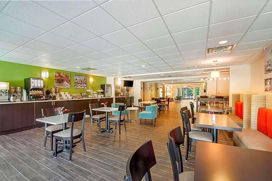 Sleep Inn & Suites Dover