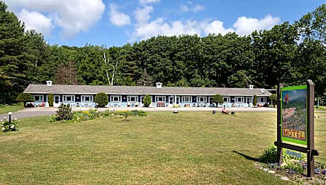 Governor's Rock Motel